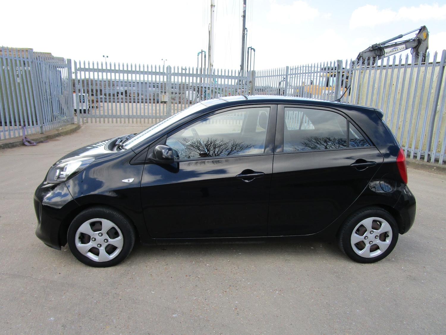 Used Kia Picanto 2016 for sale - 76395606: Photo 8