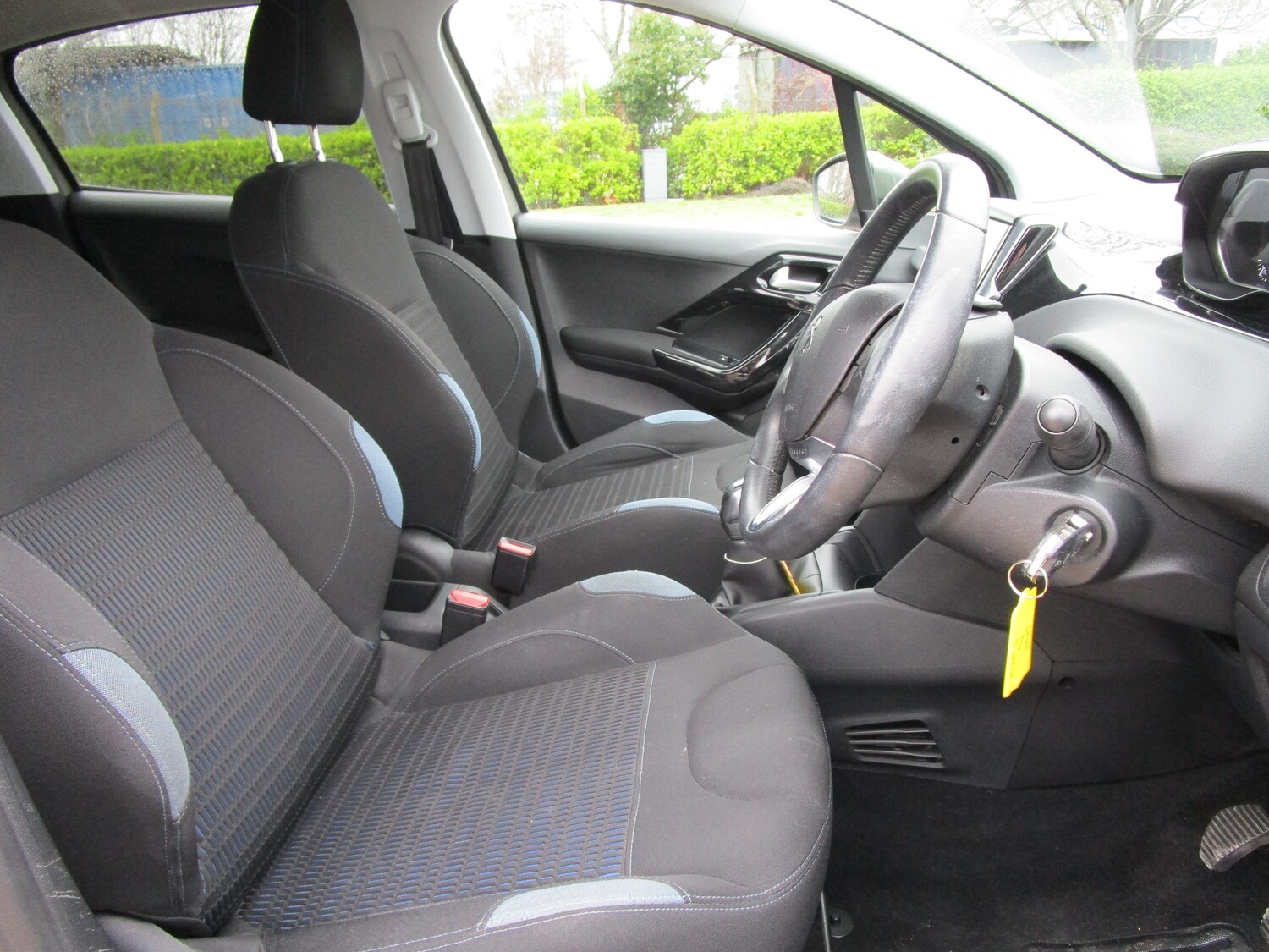 Used Peugeot 208 2014 for sale - 77692005: Photo 15