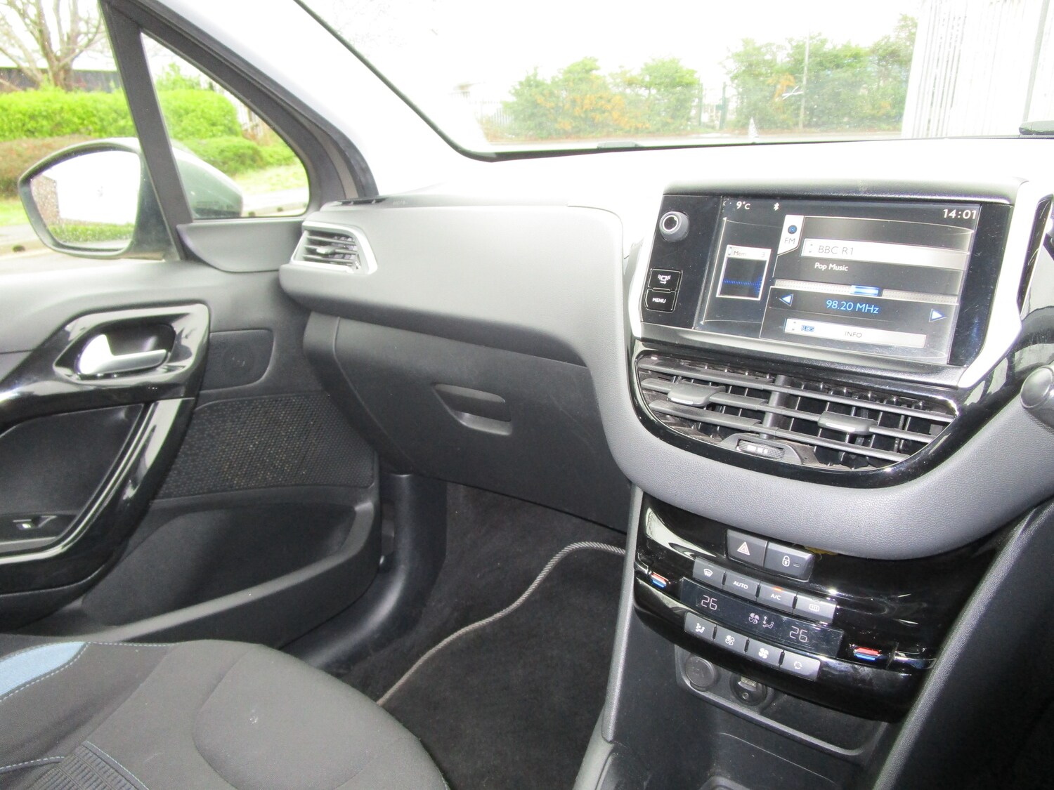 Used Peugeot 208 2014 for sale - 77692005: Photo 16