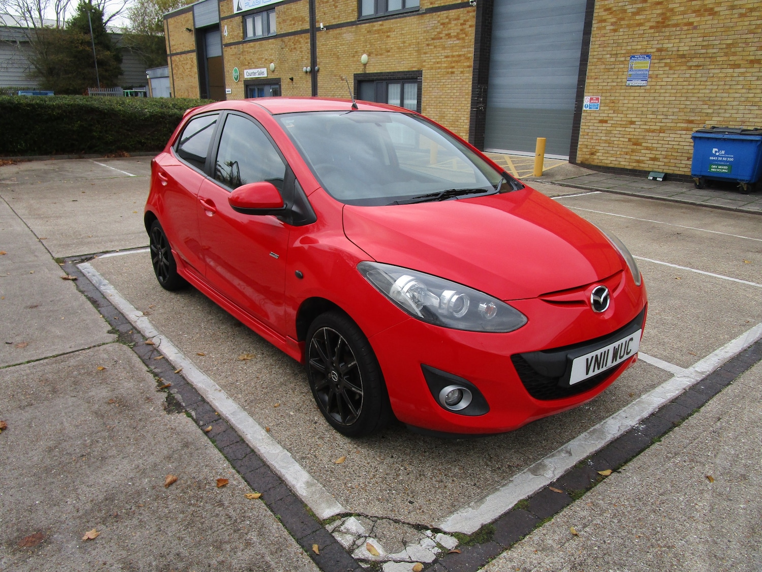 Used Mazda Mazda2 2011 for sale - 77100905: Photo 1