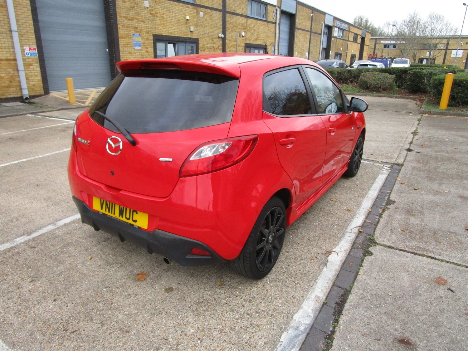 Used Mazda Mazda2 2011 for sale - 77100905: Photo 4