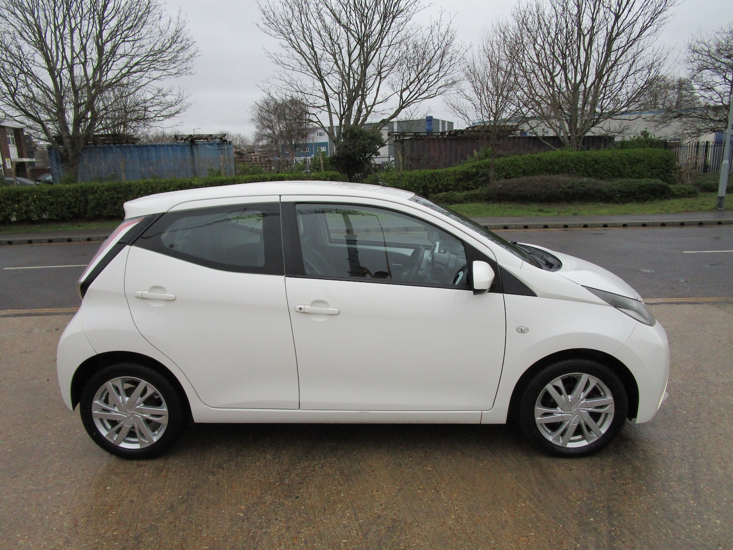 Used Toyota AYGO 2015 for sale - 77620365: Photo 6