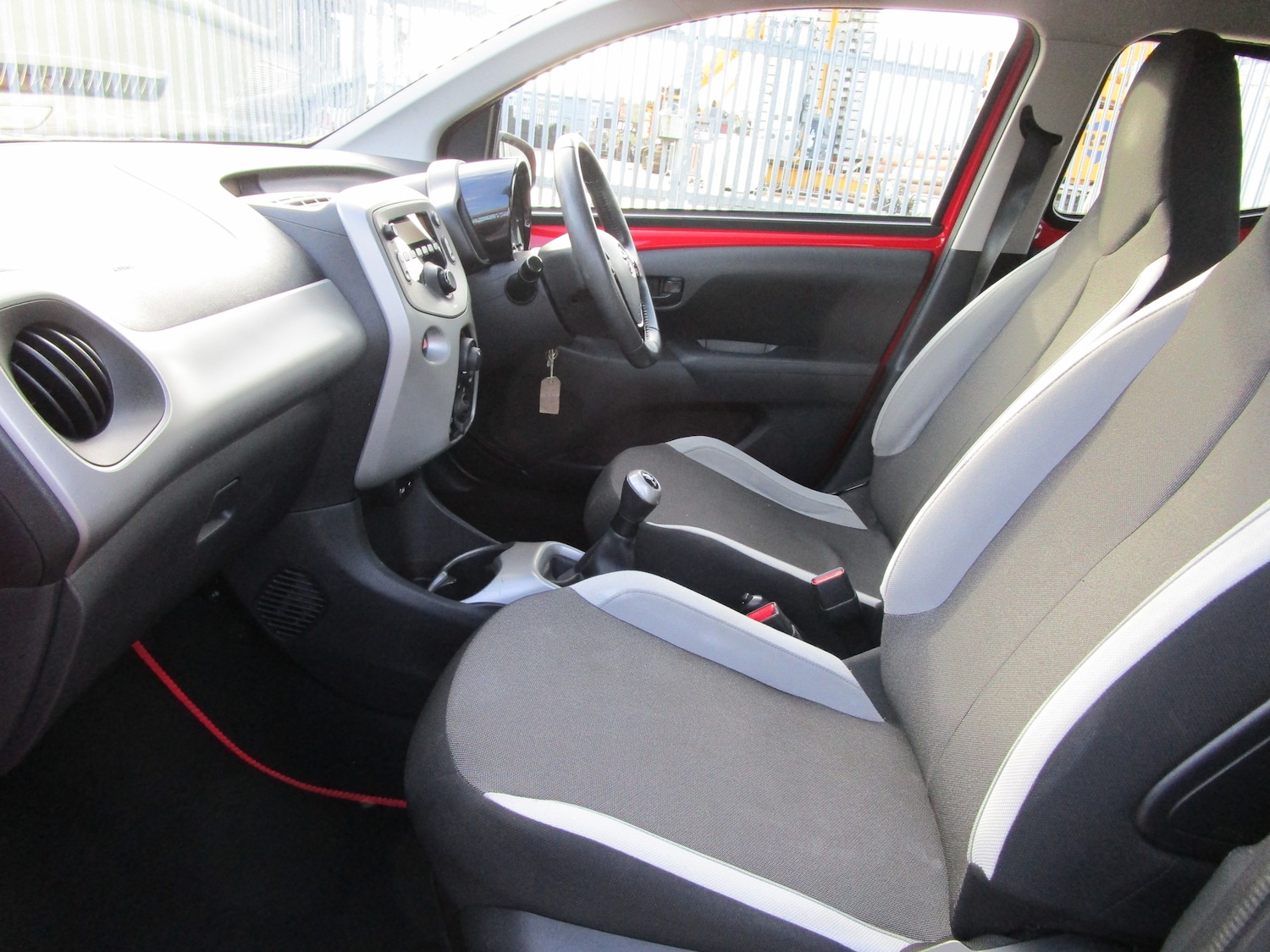 Used Toyota AYGO 2014 for sale - 76588738: Photo 11