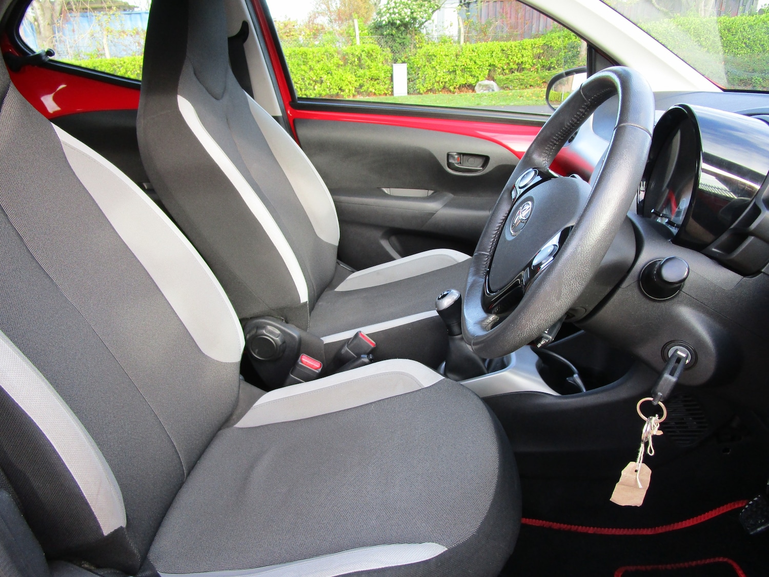 Used Toyota AYGO 2014 for sale - 76588738: Photo 14