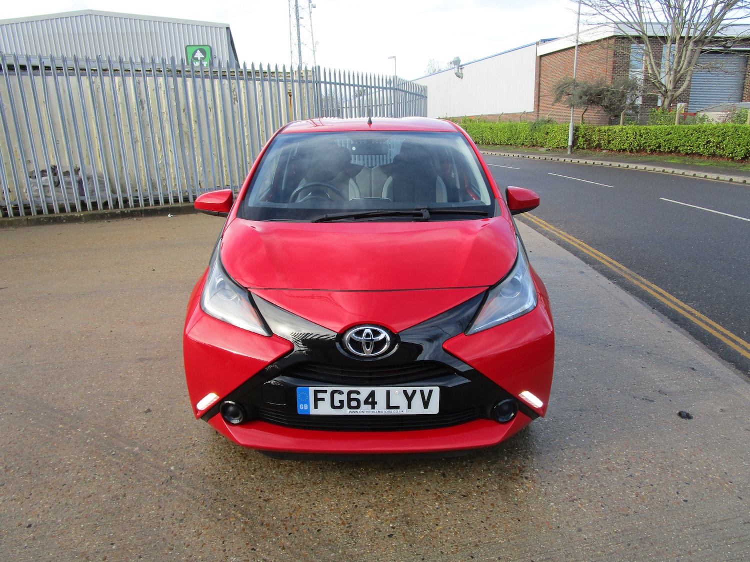 Used Toyota AYGO 2014 for sale - 76588738: Photo 5