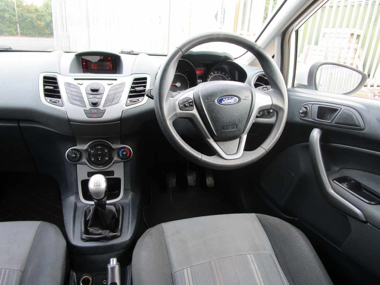 Used Ford Fiesta 2009 for sale - 76390287: Photo 13