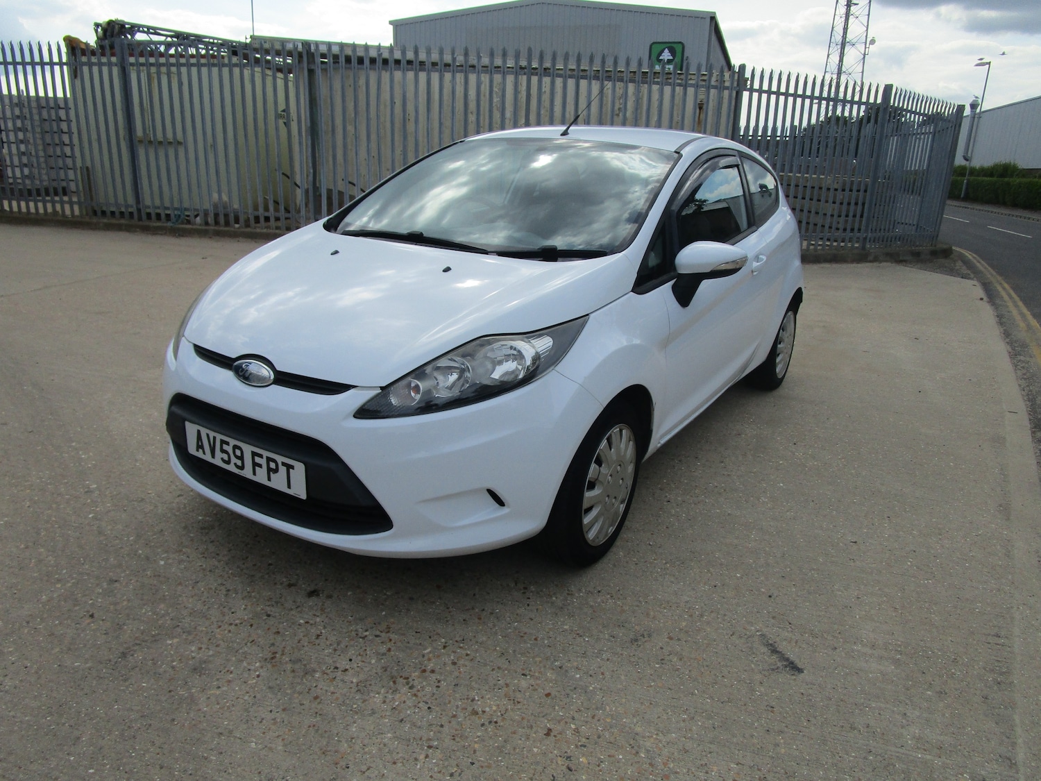 Used Ford Fiesta 2009 for sale - 76390287: Photo 3