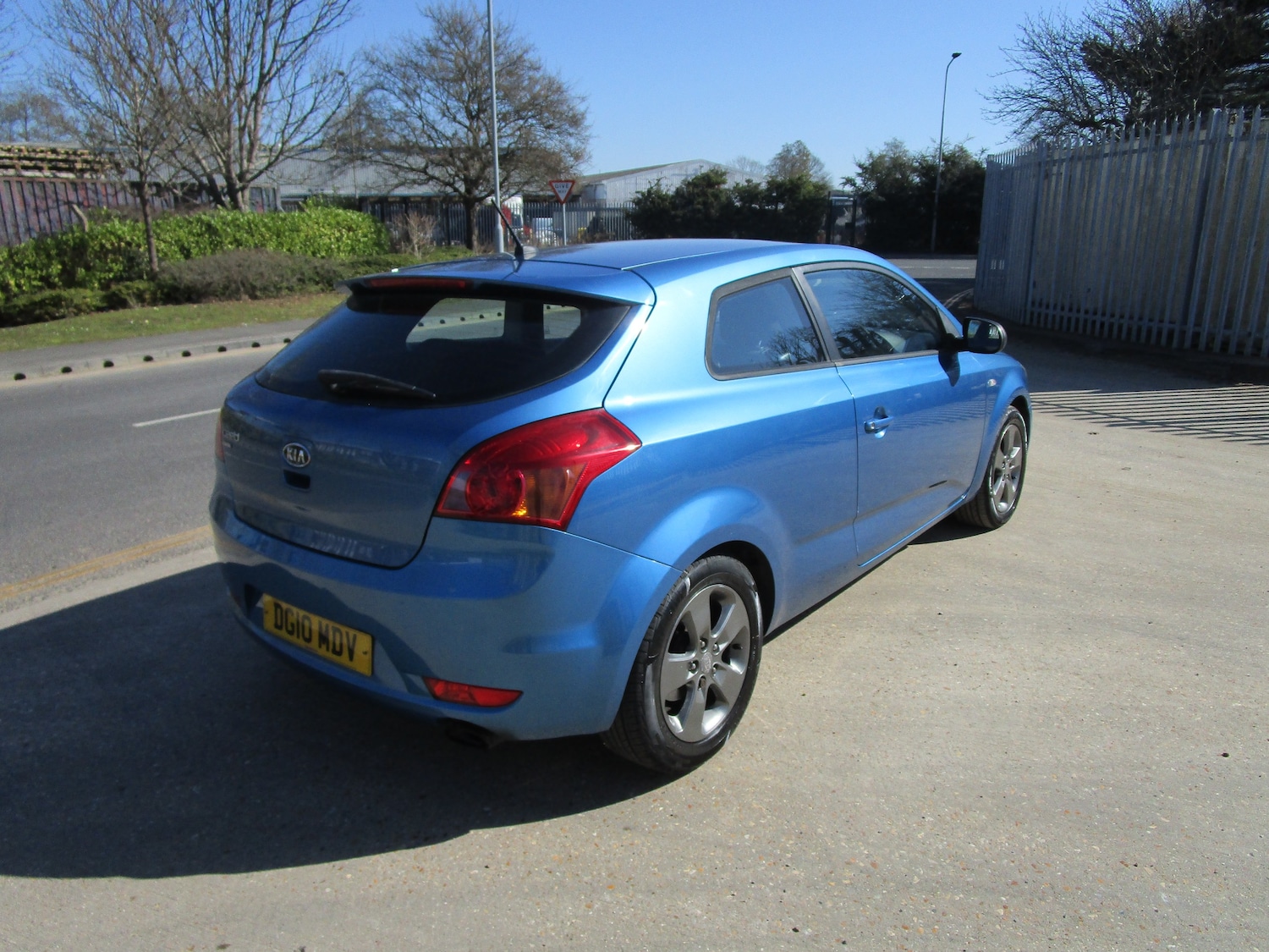 Used Kia Pro Ceed 2010 for sale - 77516583: Photo 4