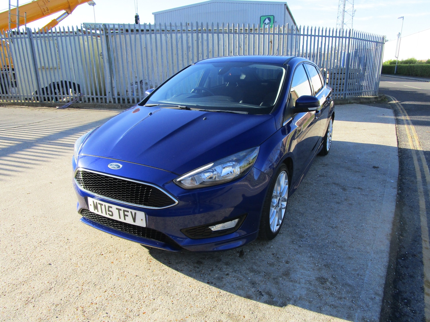 Used Ford Focus 2015 for sale - 77023532: Photo 3
