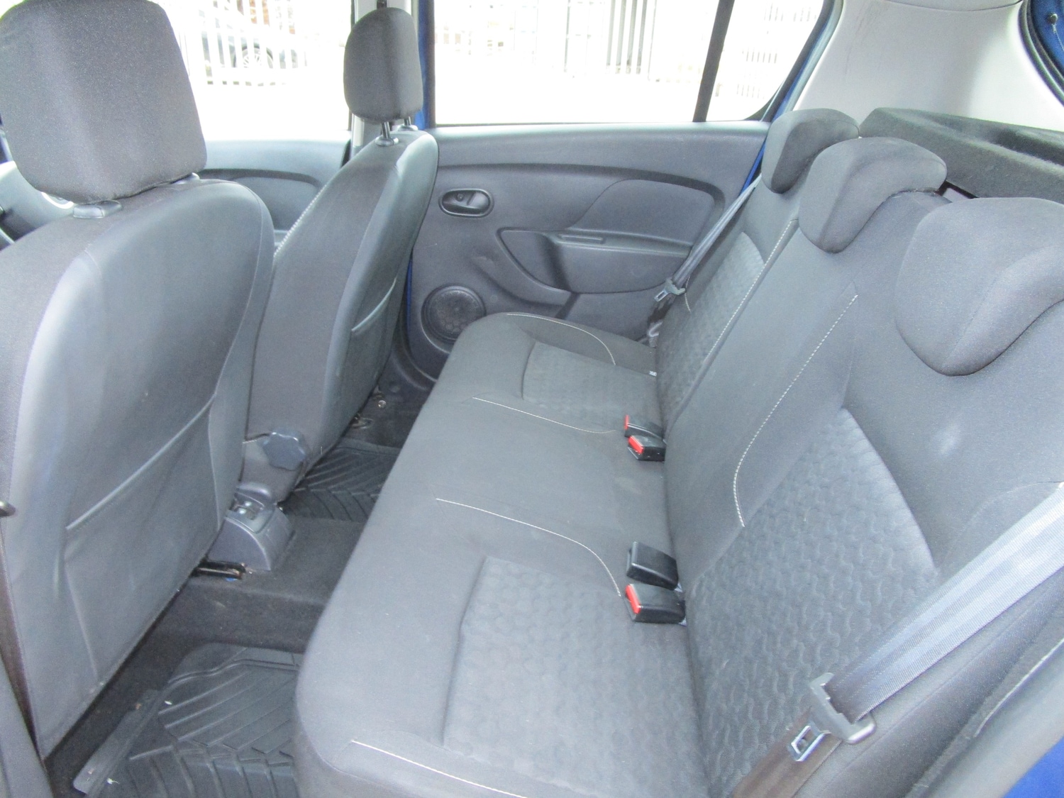 Used Dacia Sandero 2013 for sale - 76438899: Photo 10