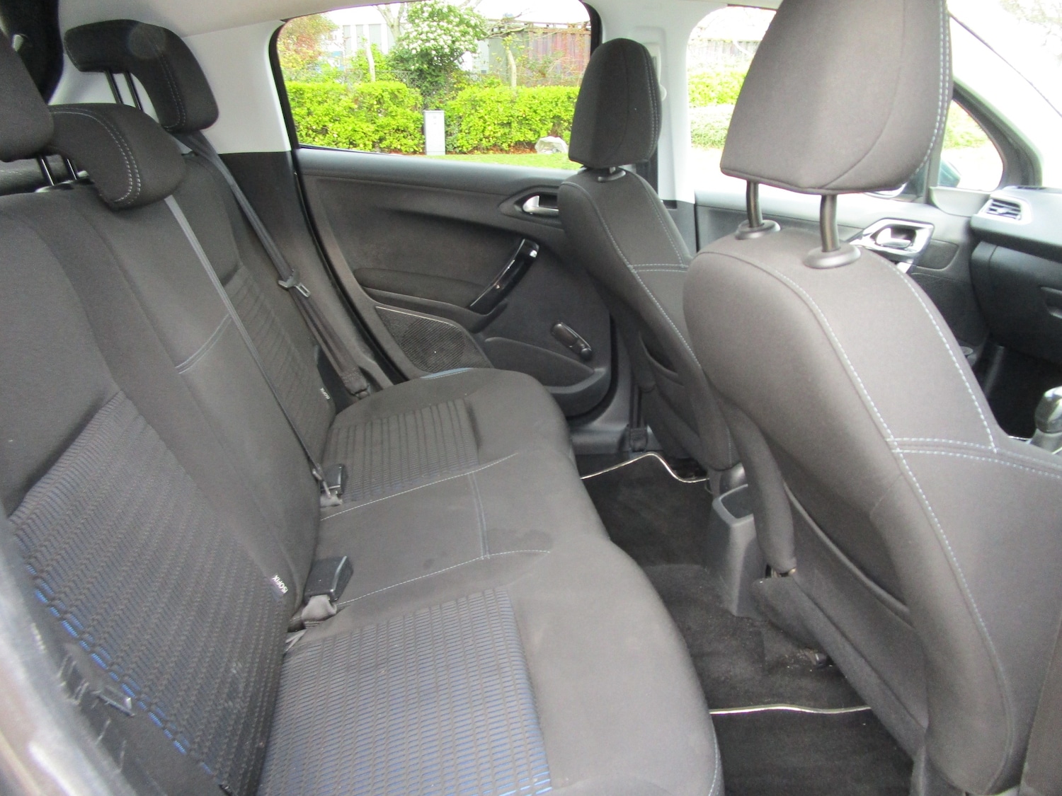 Used Peugeot 208 2015 for sale - 76685529: Photo 13