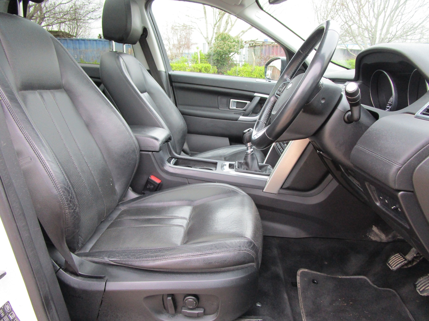 Used Land Rover Discovery Sport 2015 for sale - 77200800: Photo 18