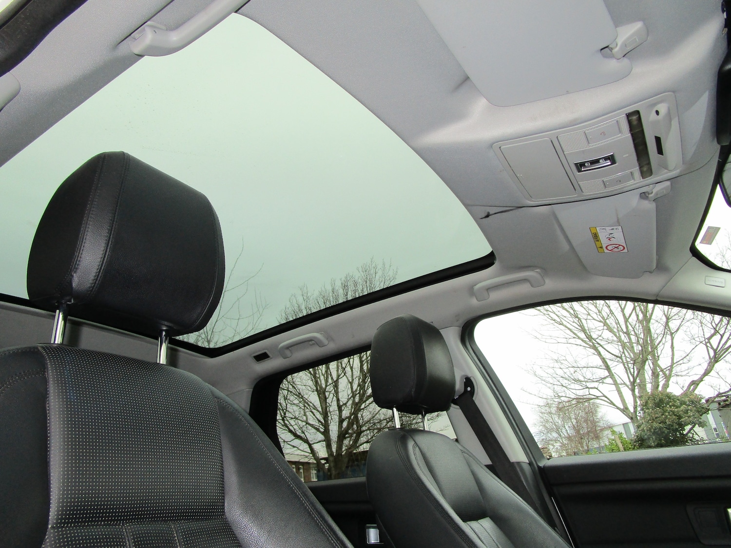 Used Land Rover Discovery Sport 2015 for sale - 77200800: Photo 19