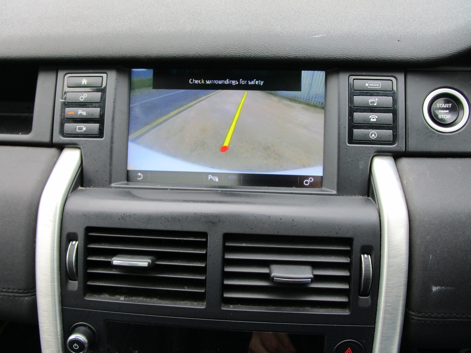 Used Land Rover Discovery Sport 2015 for sale - 77200800: Photo 21