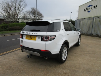 Used Land Rover Discovery Sport 2015 for sale - 77200800: Photo