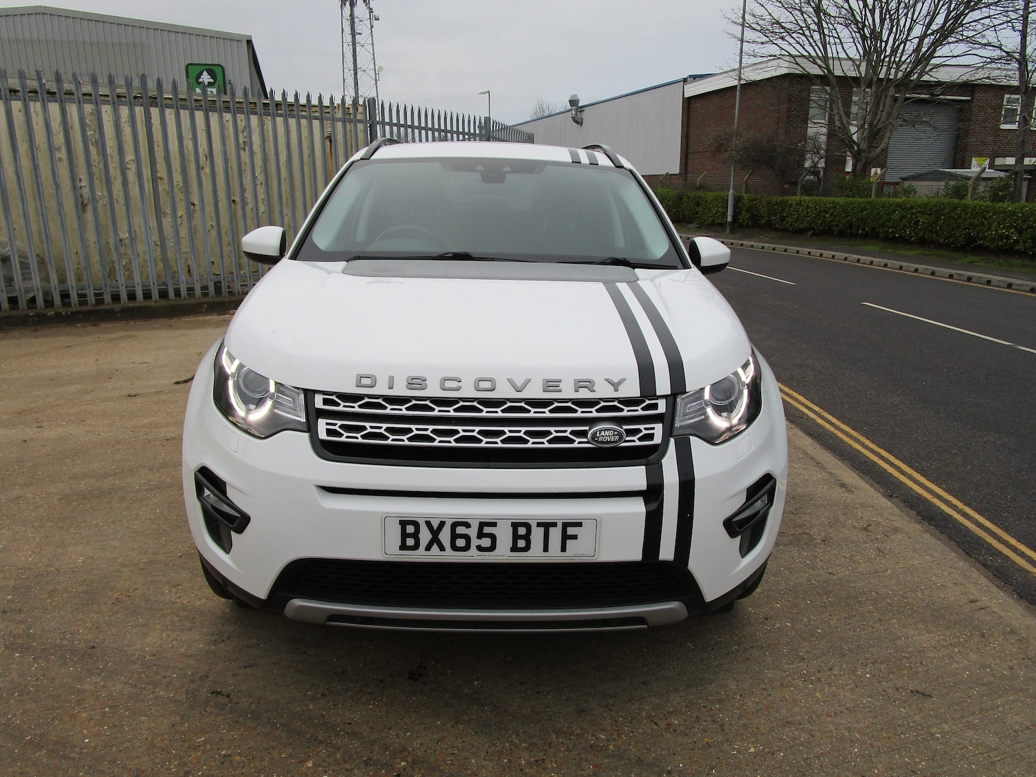 Used Land Rover Discovery Sport 2015 for sale - 77200800: Photo 5