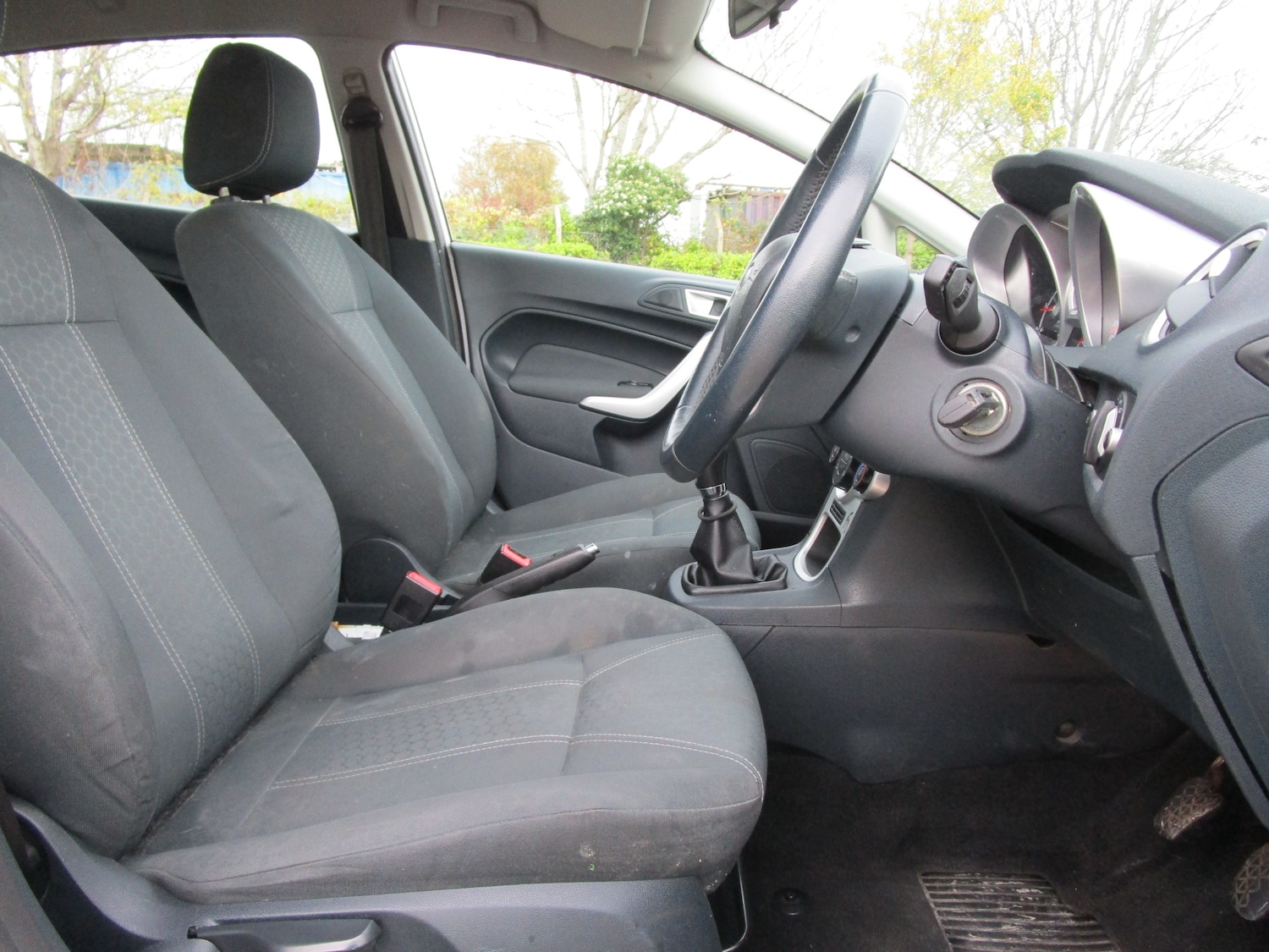 Used Ford Fiesta 2011 for sale - 76641619: Photo 15