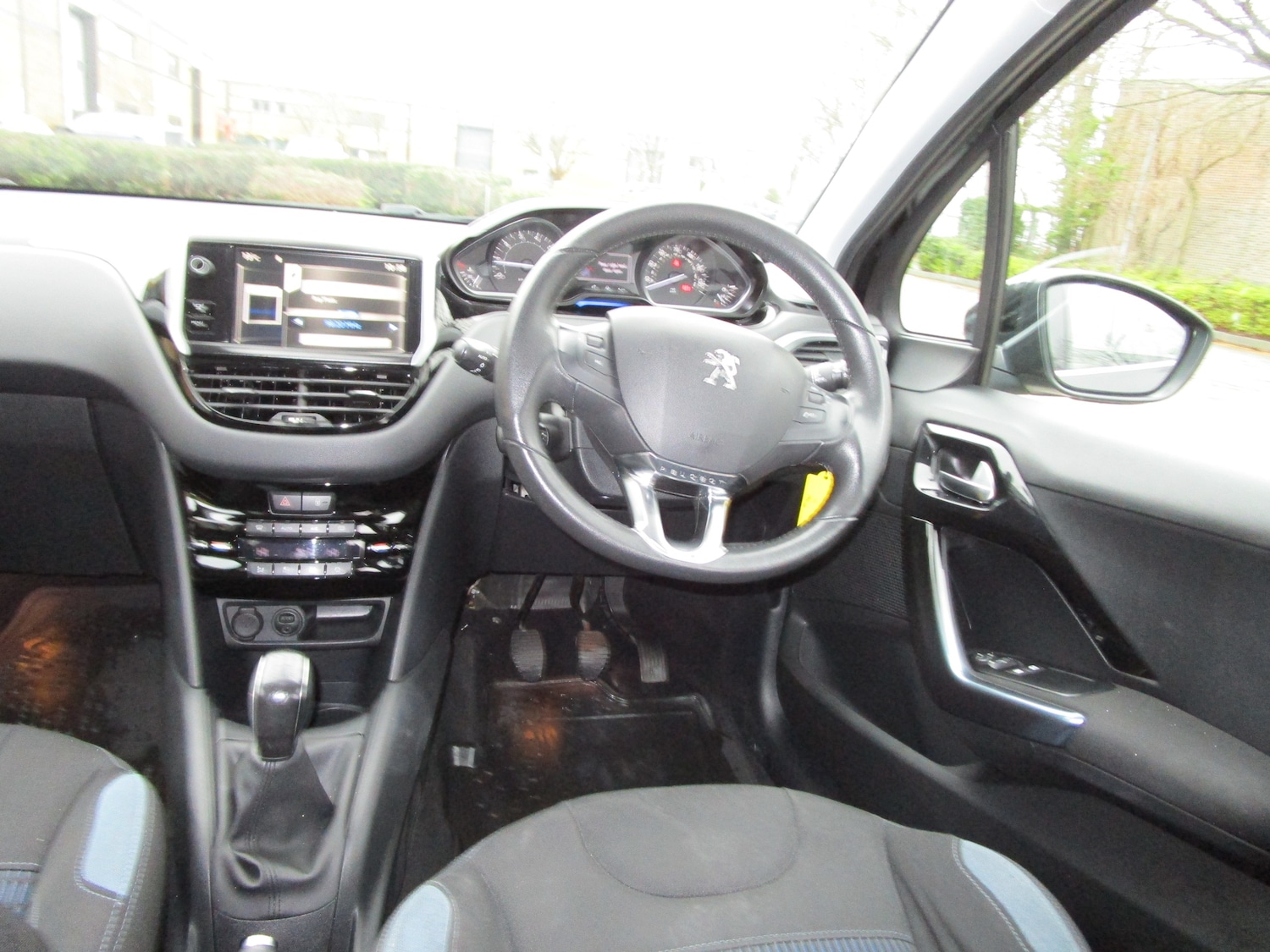 Used Peugeot 208 2013 for sale - 77904339: Photo 14