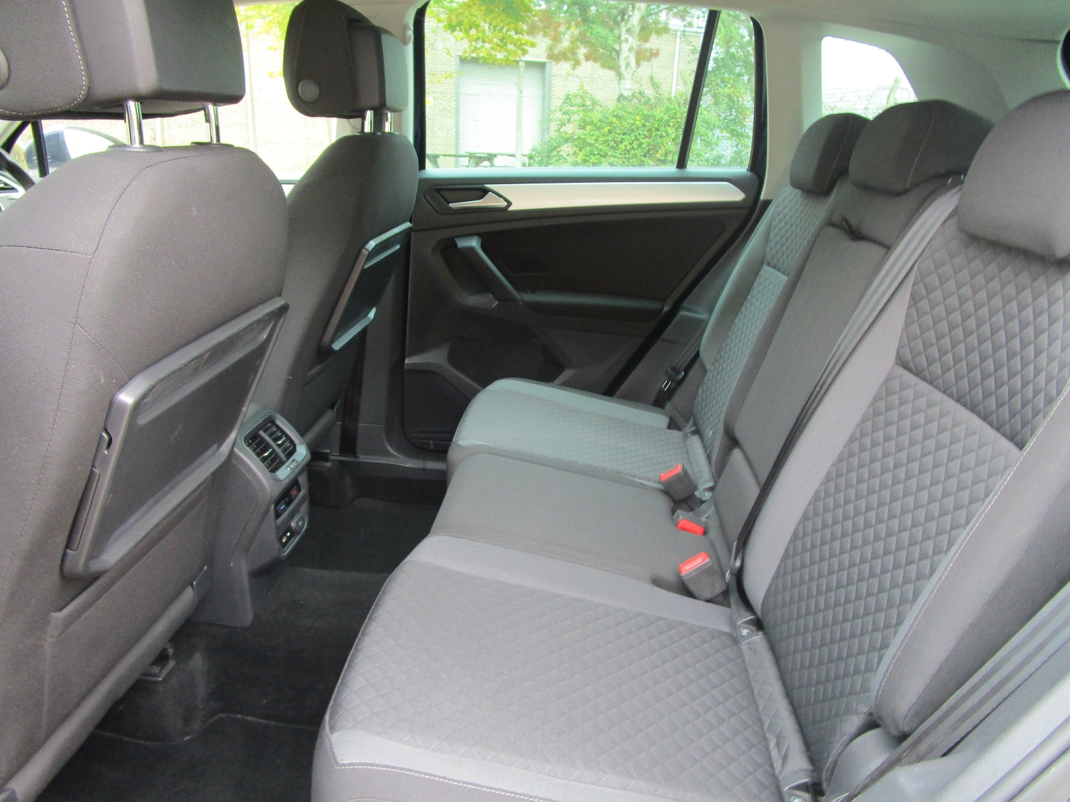 Used Volkswagen Tiguan 2019 for sale - 76232321: Photo 11