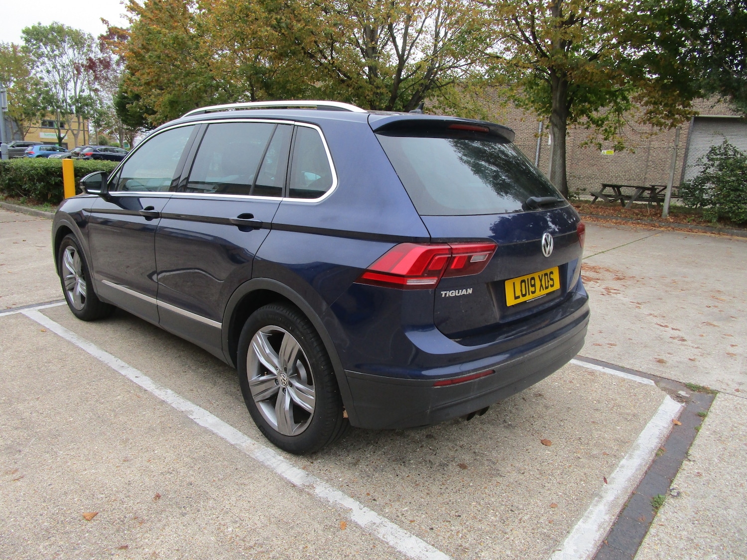 Used Volkswagen Tiguan 2019 for sale - 76232321: Photo 2