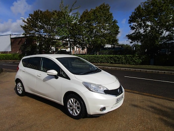 2016 (16) - ACENTA PREMIUM 5-Door ( £20 Road Tax)