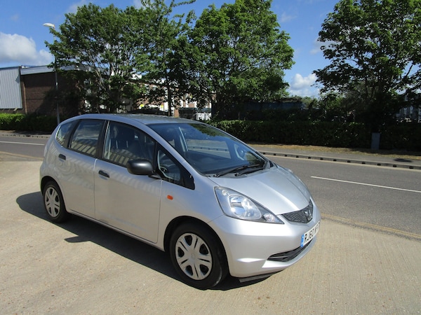 Used Honda Jazz 2011 for sale - 74871778: Photo 1