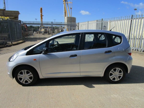 Used Honda Jazz 2011 for sale - 74871778: Photo 8