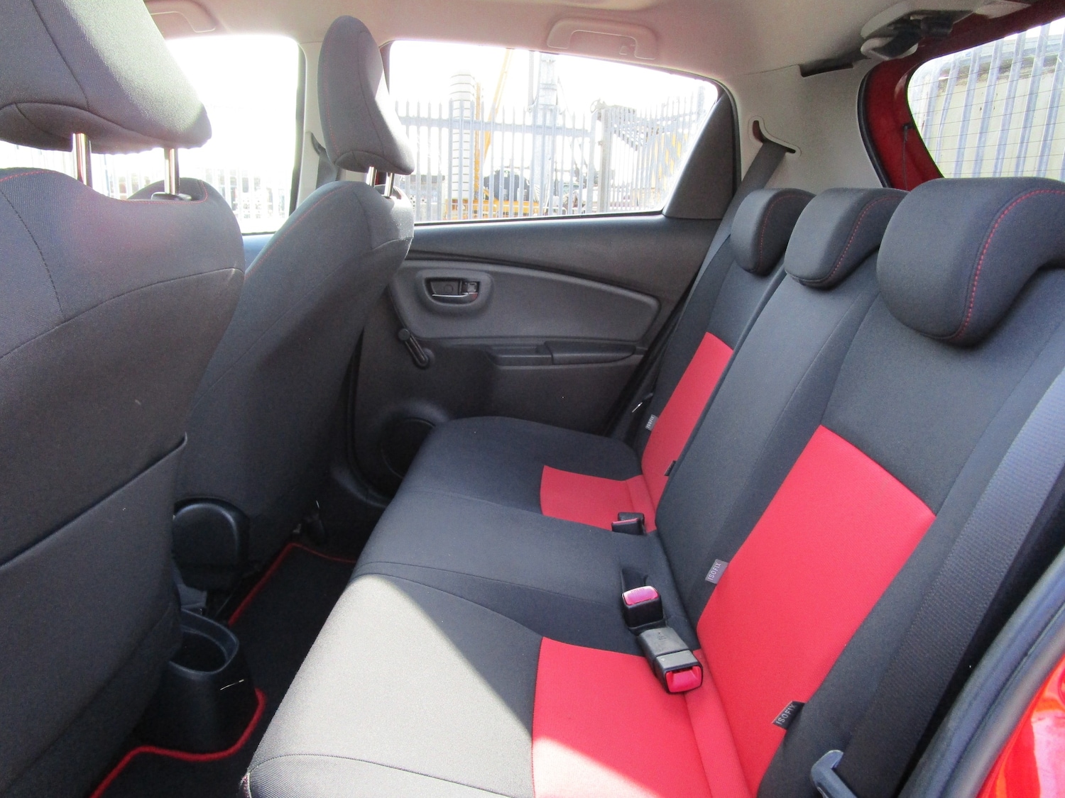 Used Toyota Yaris 2014 for sale - 77904319: Photo 10