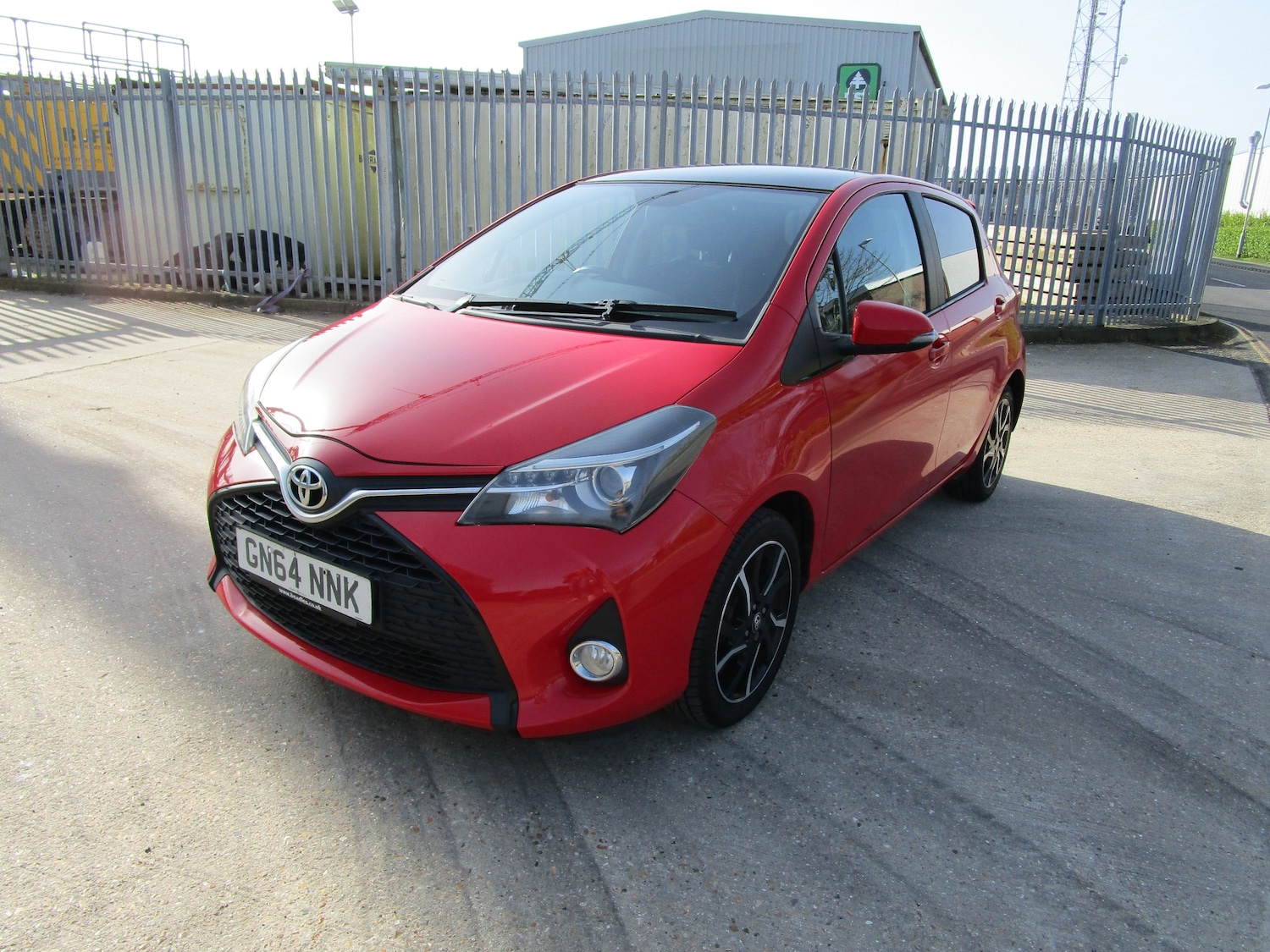 Used Toyota Yaris 2014 for sale - 77904319: Photo 3