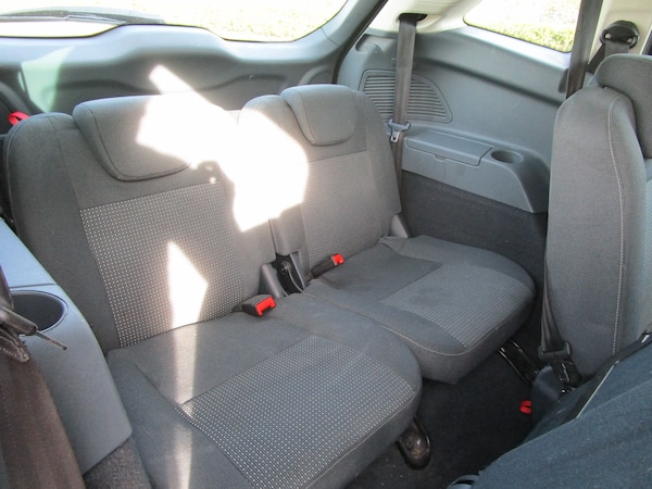 Used Ford Grand C-Max 2013 for sale - 76305319: Photo 14