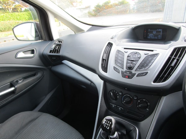 Used Ford Grand C-Max 2013 for sale - 76305319: Photo 18