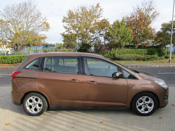 Used Ford Grand C-Max 2013 for sale - 76305319: Photo 6