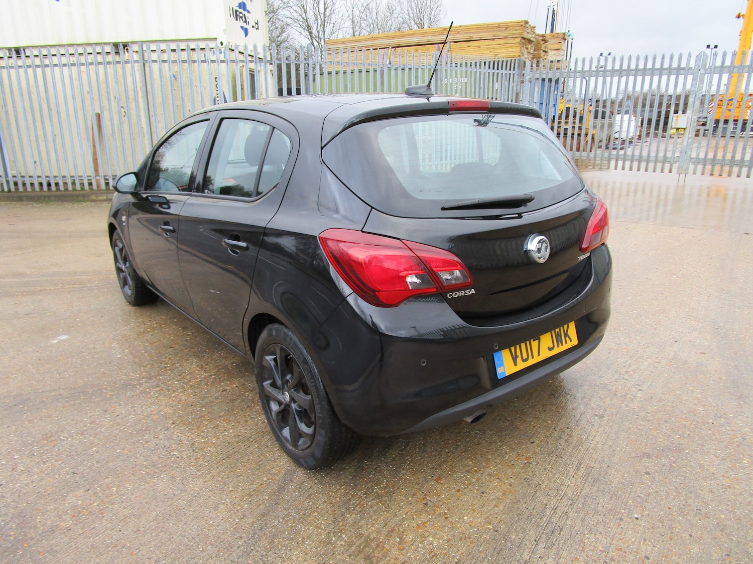 Used Vauxhall Corsa 2017 for sale - 77072128: Photo 2