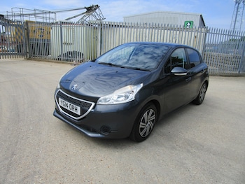 Used Peugeot 208 2014 for sale - 78594047: Photo
