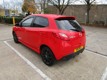 Used Mazda Mazda2 2011 for sale - 77791707: Photo