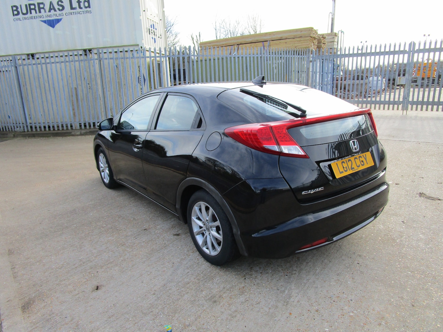 Used Honda Civic 2012 for sale - 77313010: Photo 2