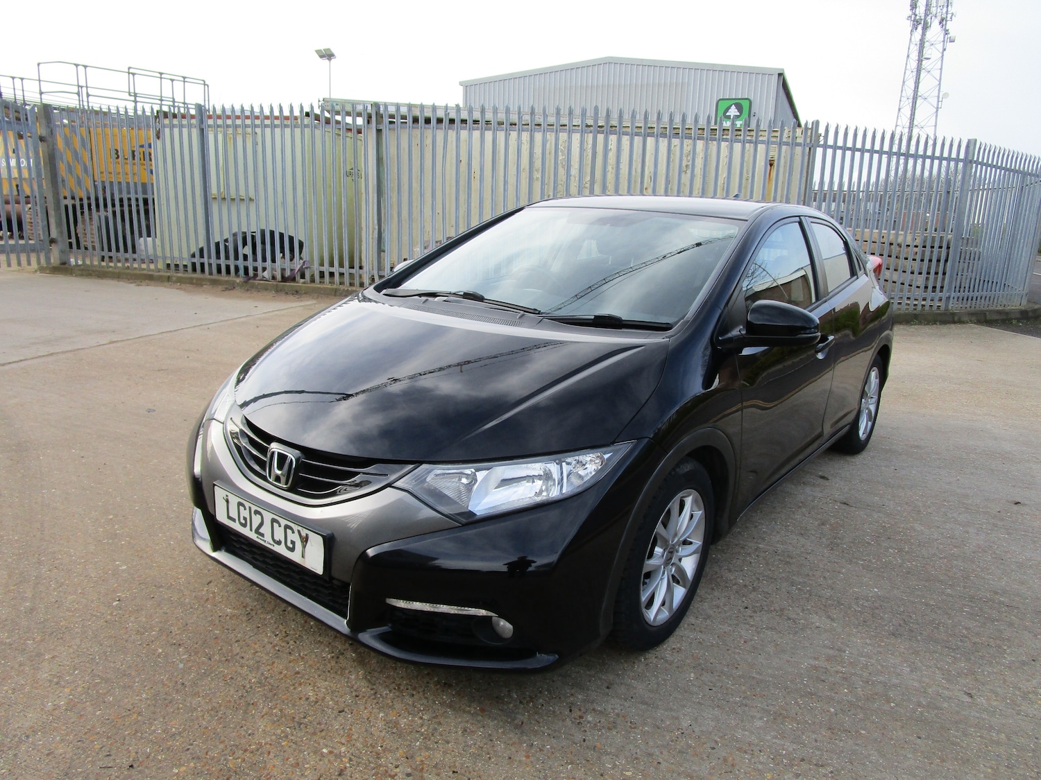 Used Honda Civic 2012 for sale - 77313010: Photo 3