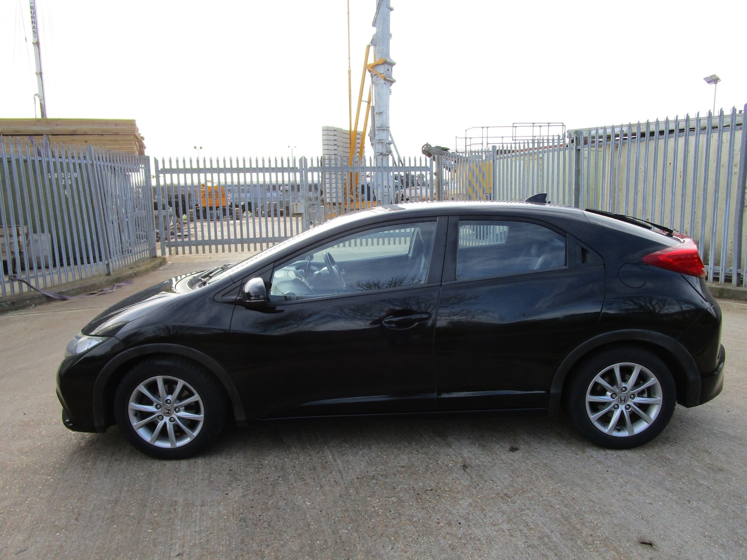 Used Honda Civic 2012 for sale - 77313010: Photo 8