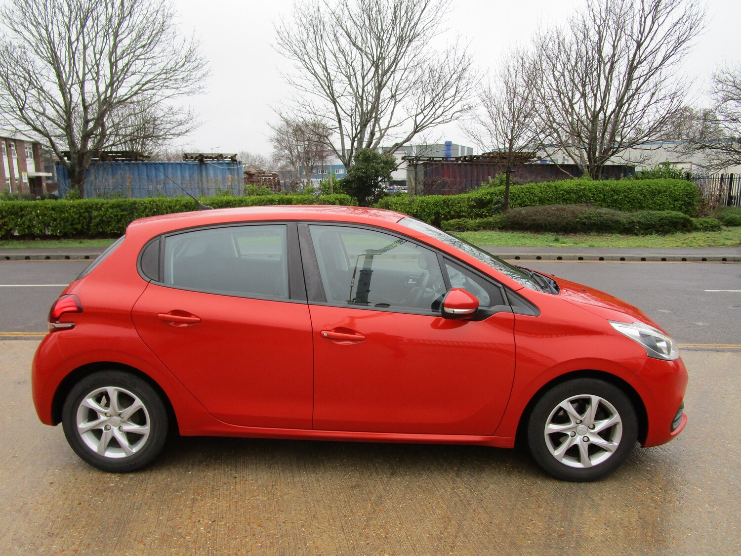 Used Peugeot 208 2015 for sale - 77692001: Photo 6