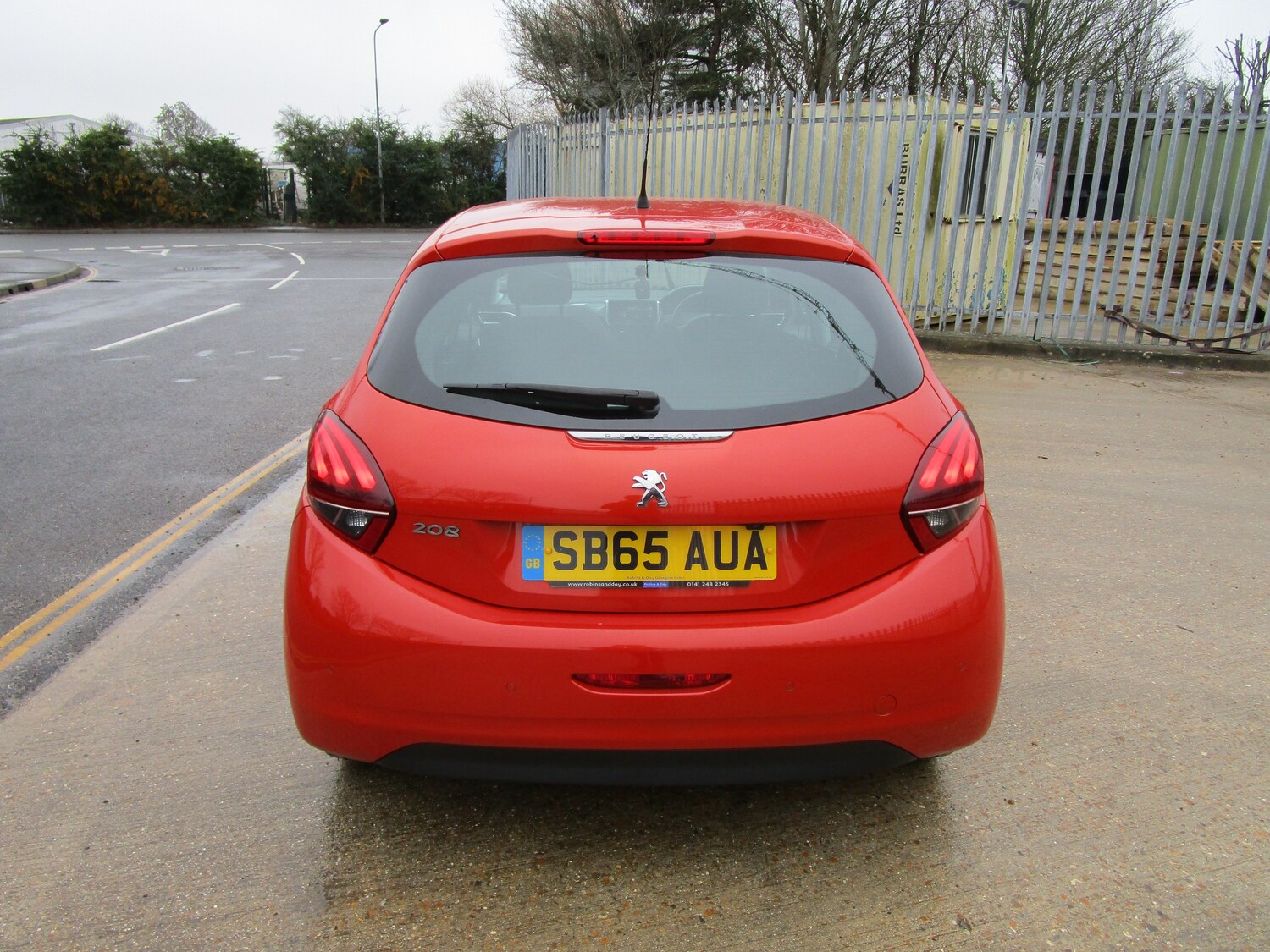 Used Peugeot 208 2015 for sale - 77692001: Photo 7