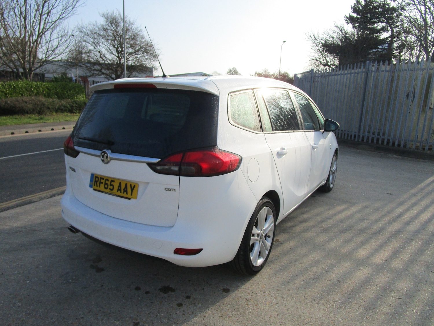 Used Vauxhall Zafira 2015 for sale - 77743457: Photo 4
