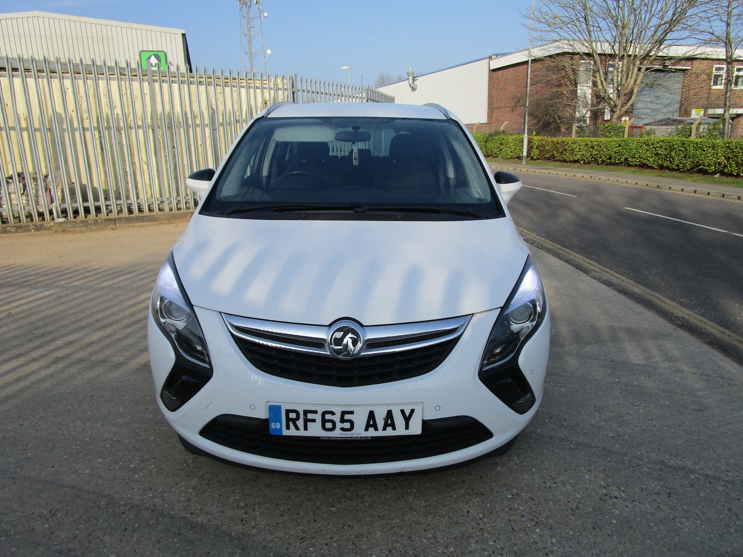 Used Vauxhall Zafira 2015 for sale - 77743457: Photo 5