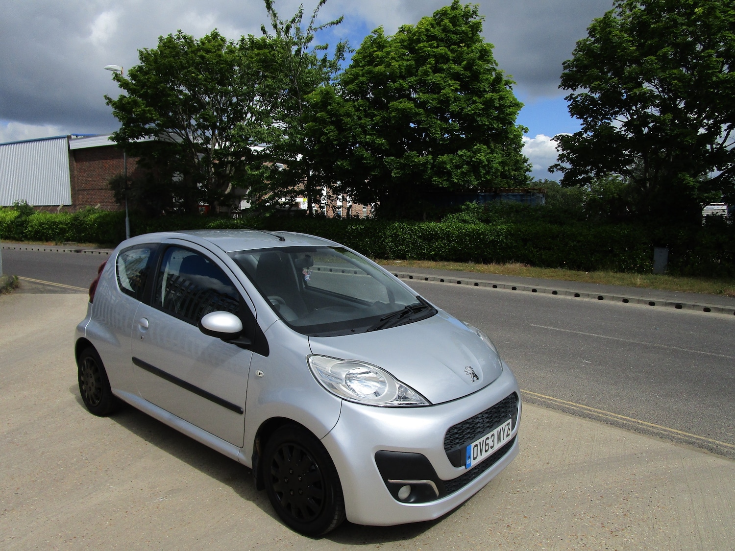 Used Peugeot 107 2014 for sale - 76353055: Photo 1