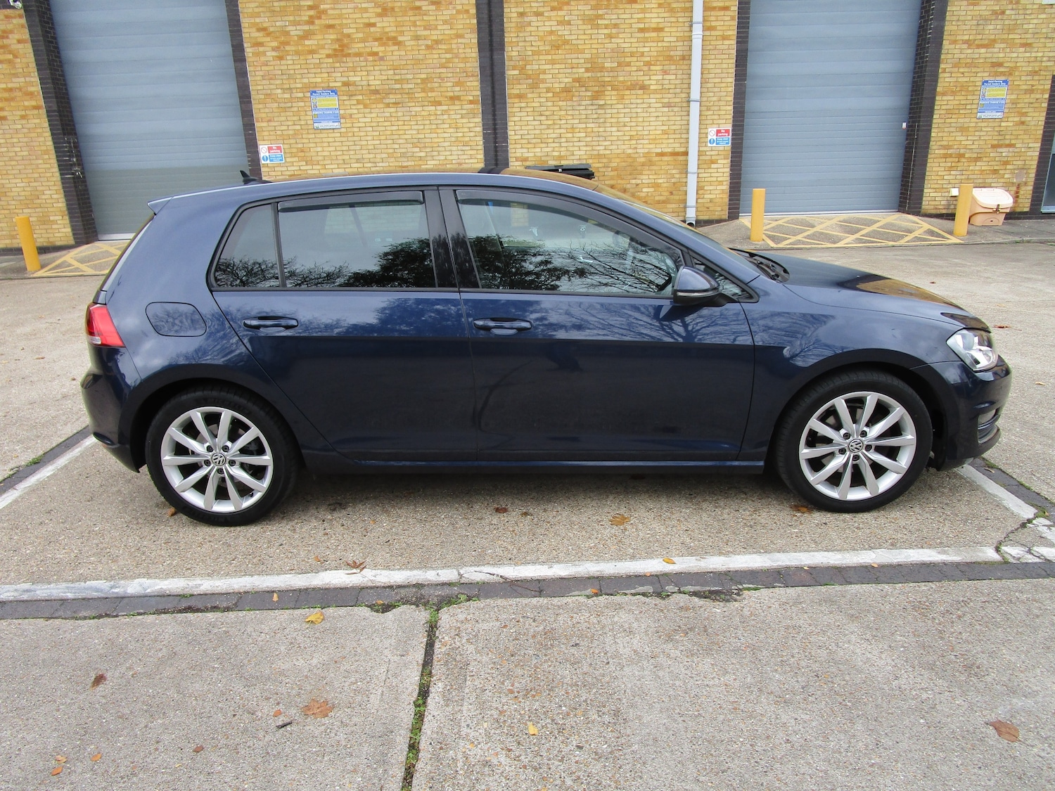 Used Volkswagen Golf 2013 for sale - 76505094: Photo 6
