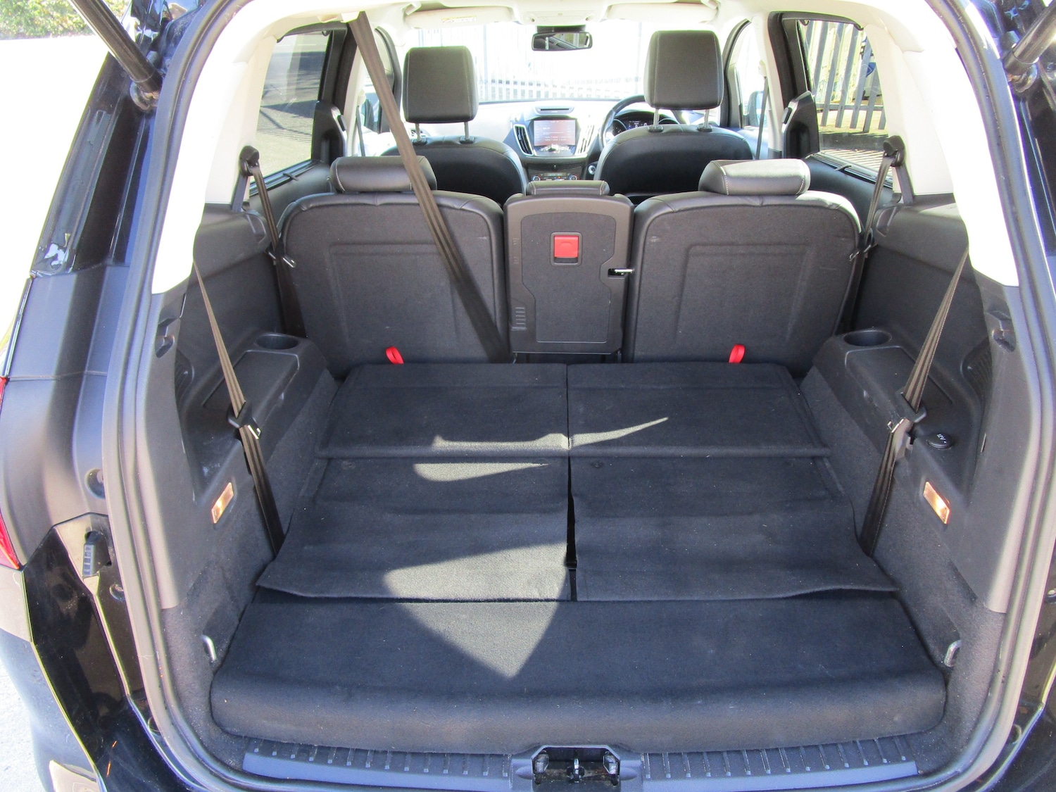 Used Ford Grand C-Max 2015 for sale - 77989828: Photo 11