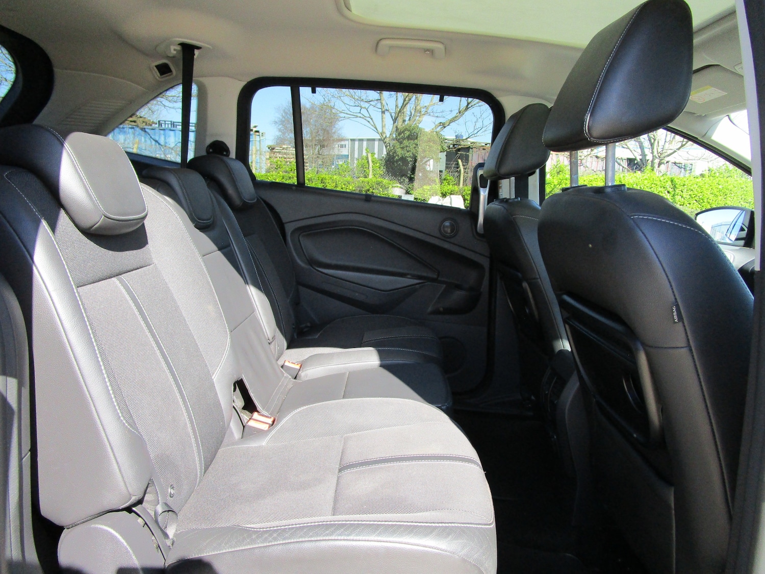 Used Ford Grand C-Max 2015 for sale - 77989828: Photo 16