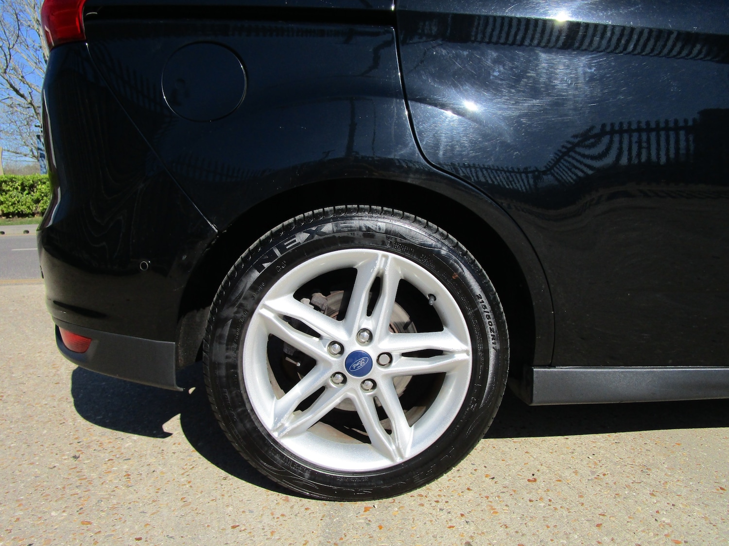 Used Ford Grand C-Max 2015 for sale - 77989828: Photo 9