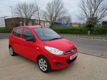 2011 (11) - CLASSIC 5-Door (Low Mileage £20 Road Tax)