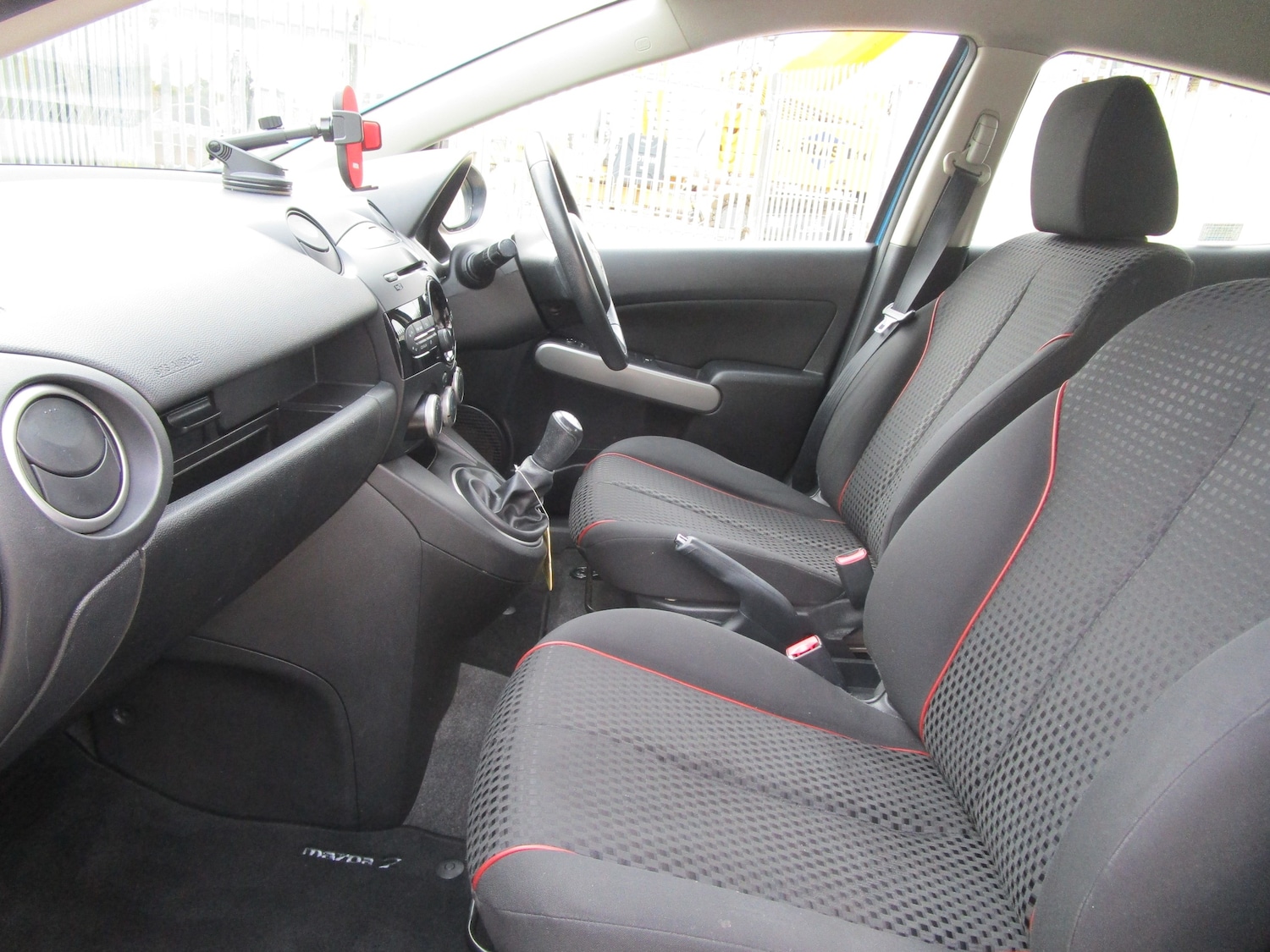Used Mazda Mazda2 2012 for sale - 76299846: Photo 12