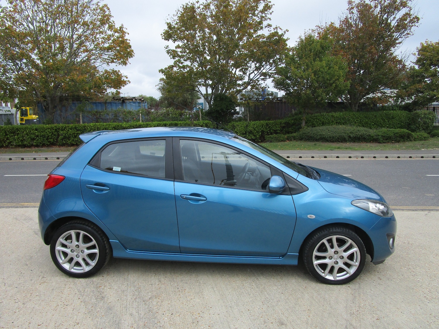 Used Mazda Mazda2 2012 for sale - 76299846: Photo 6